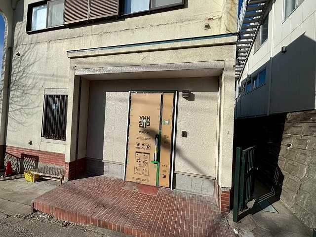 玄関まわりの外壁